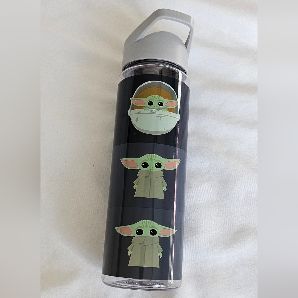 Disney Grogu (Mandolorian) Water Bottle